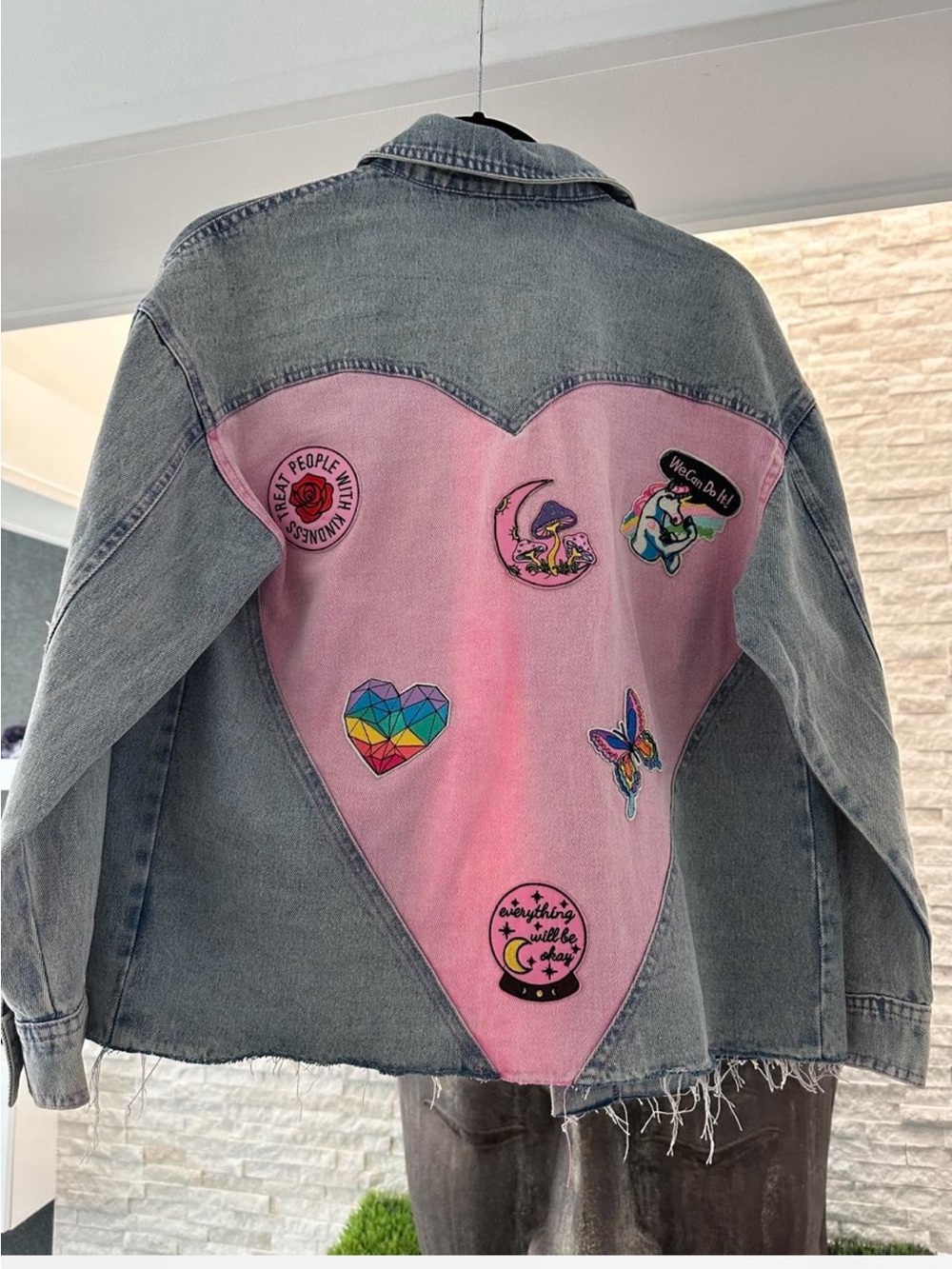 BNWT Boutique custom upcycled denim jacket pink heart empowerment patch Medium